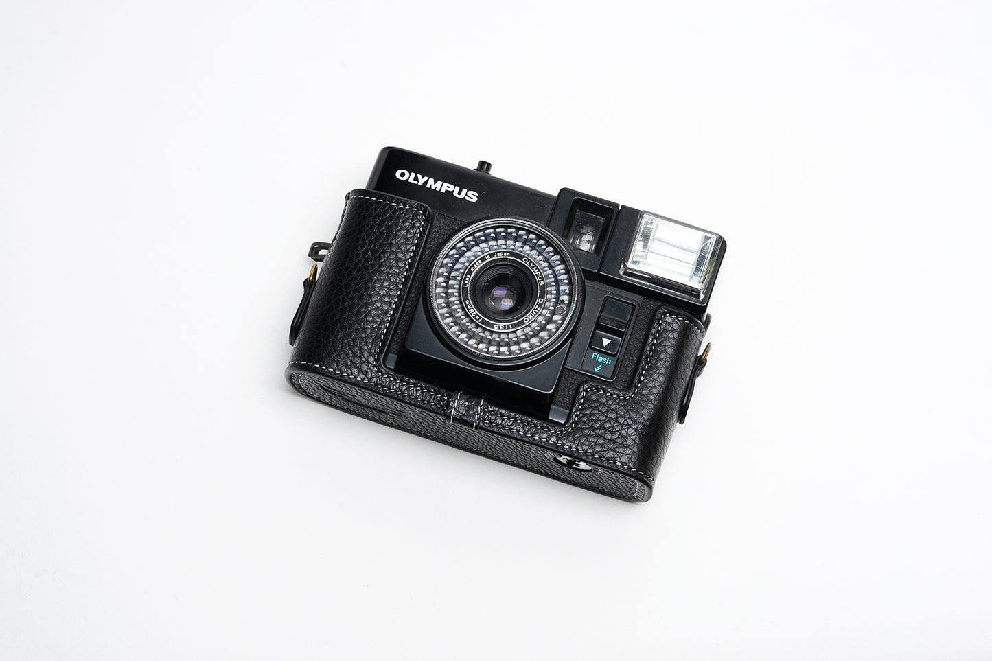 TP ORIG half case for Olympus PEN EF