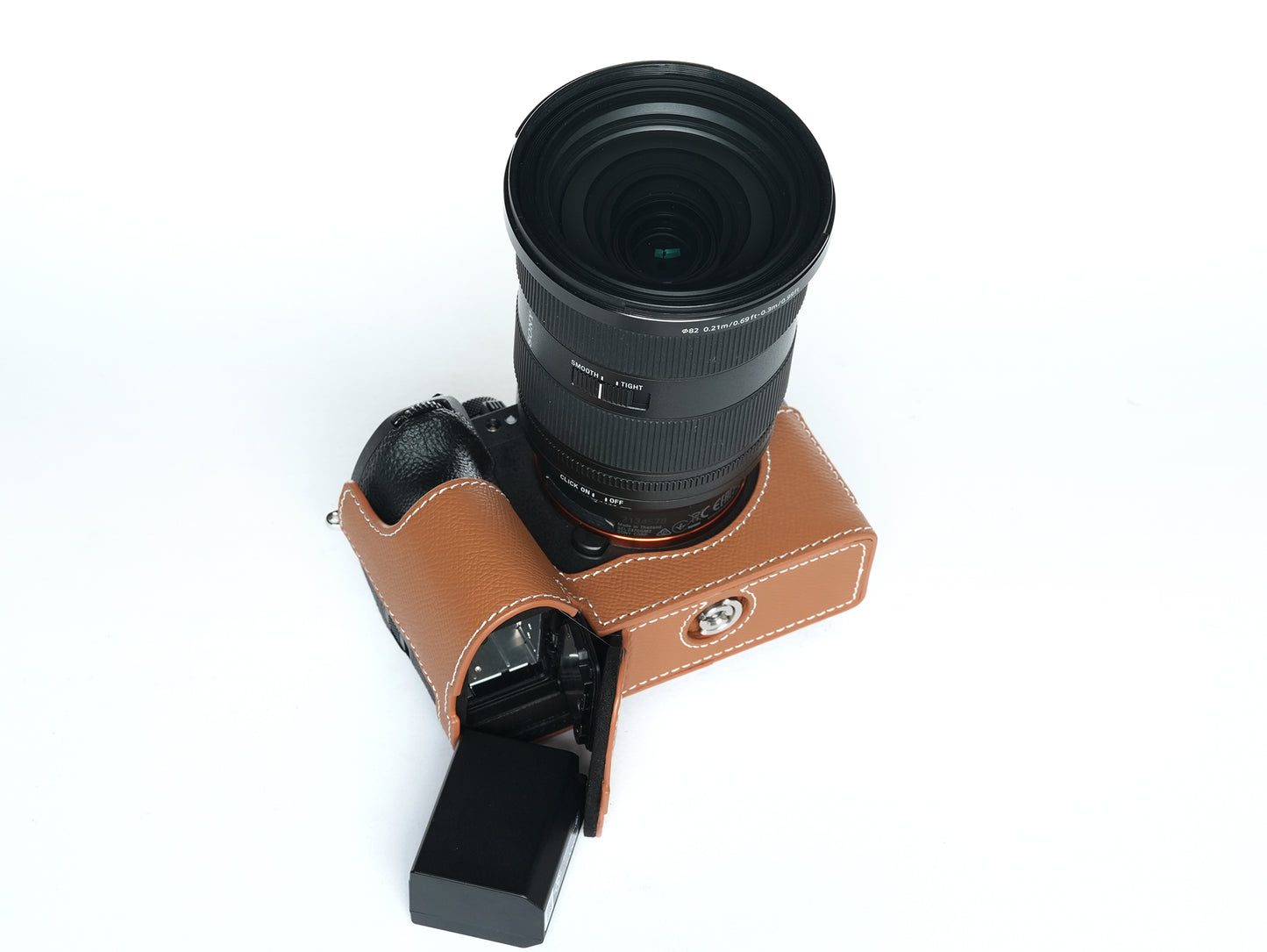 Martinduke epsom leather half case for Sony α7R VI