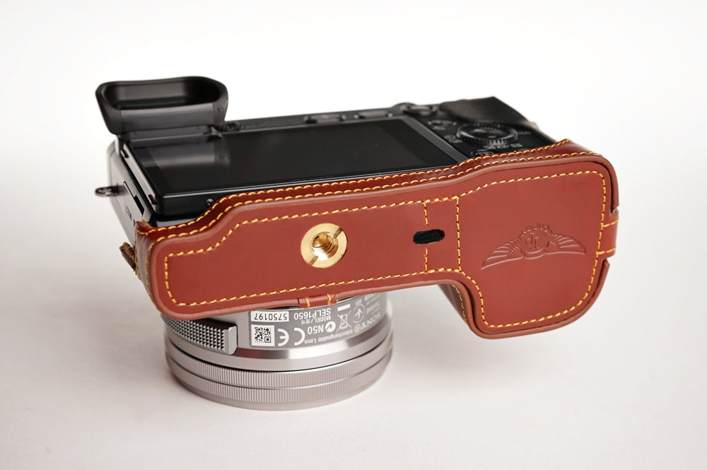 TP ORIG half case for Sony α6000