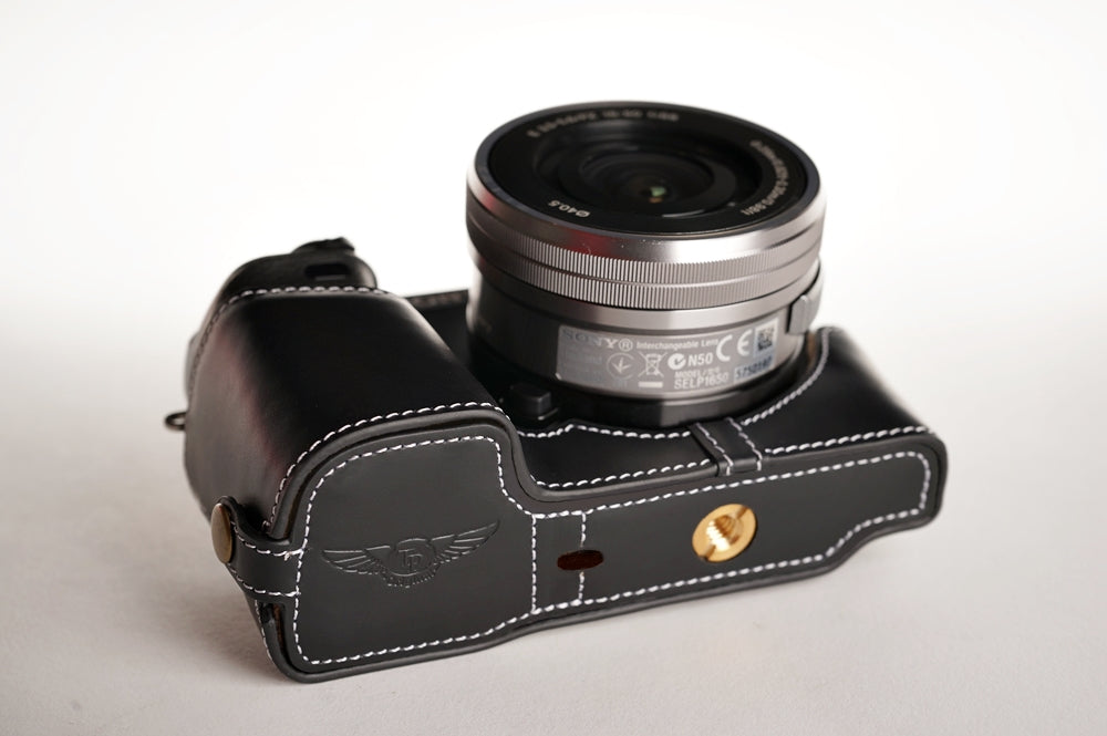 TP ORIG half case for Sony α6000