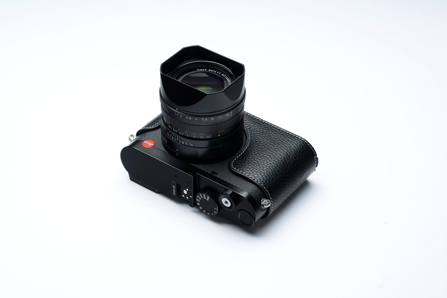 TP ORIG half case for Leica Q3