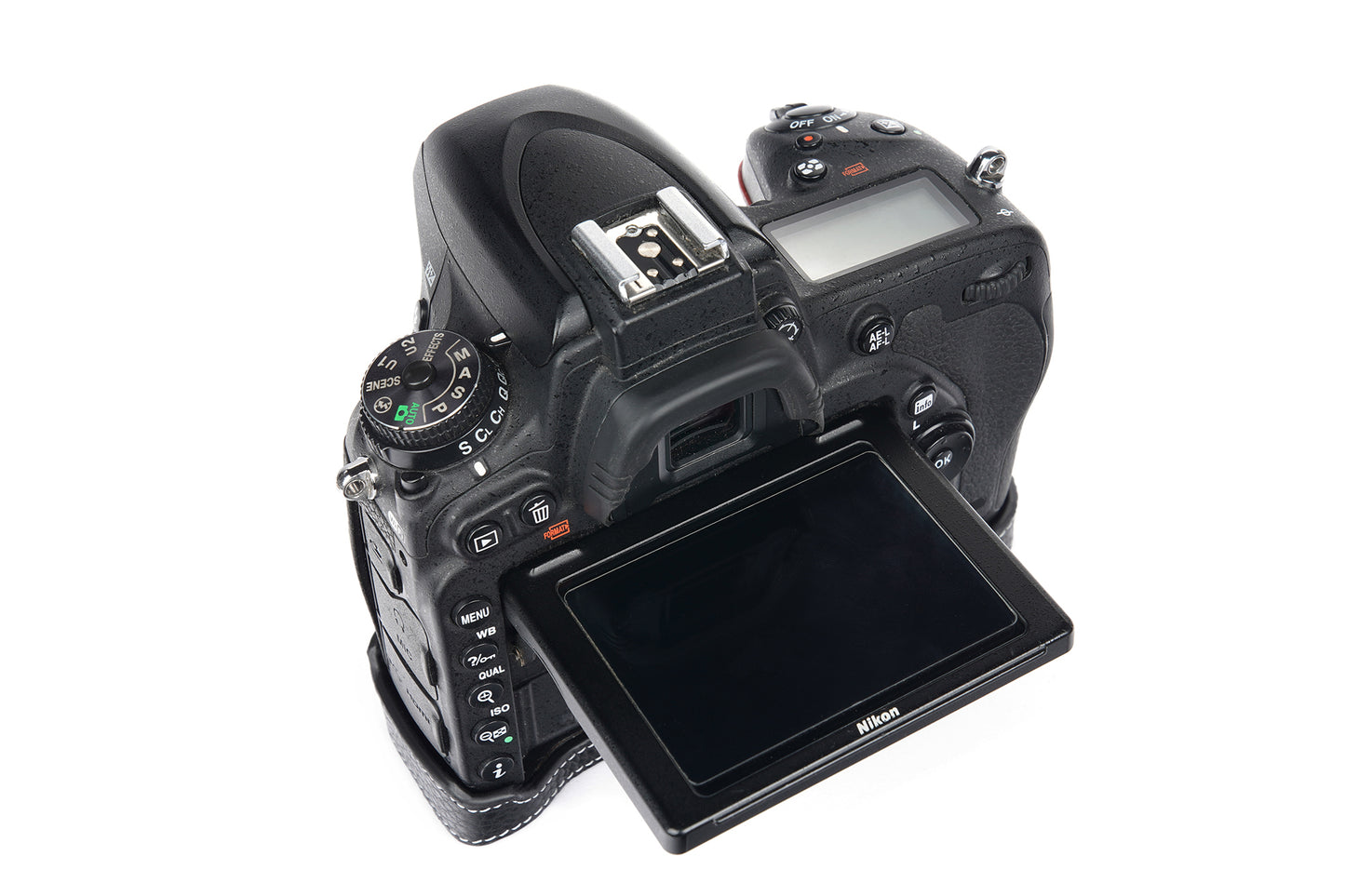 TP ORIG half case for Nikon D750