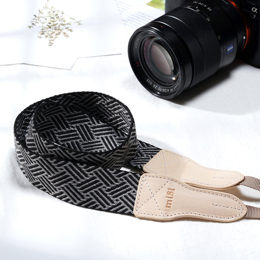 mi81 GEOMETRIC WEAVE neck strap